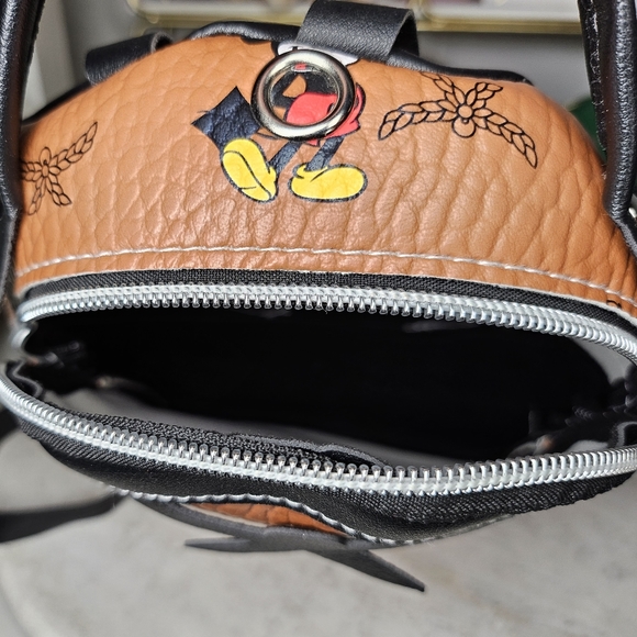 ❌️SOLD❌️ Mickey Mouse backpack NEW mini bag unisex kids adults - Picture 4 of 5